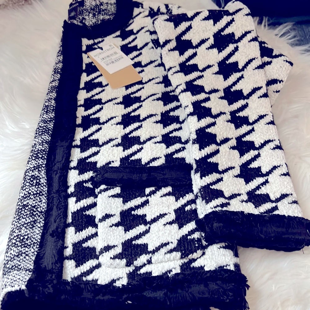 Brand NWT Nordy check sweater blazer